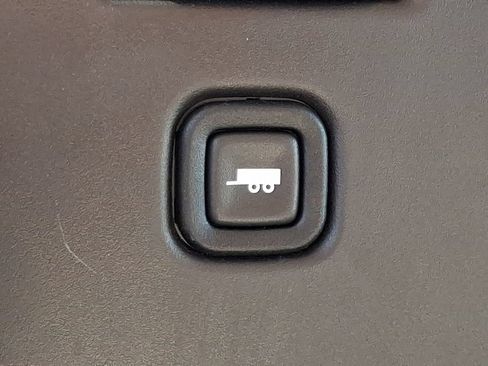 Used 2022 Chevrolet Express 3500 w/ Power Convenience Package RWD image 22