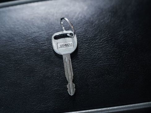 Used 2009 HUMMER H3 Alpha image 87