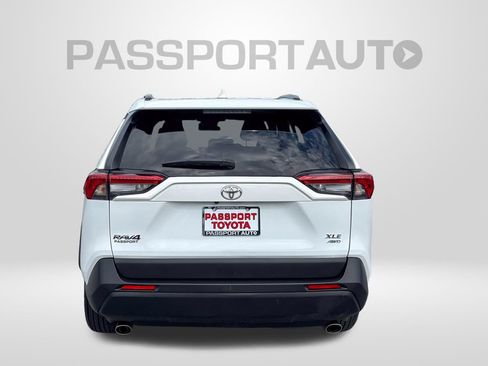 Used 2025 Toyota RAV4 XLE AWD/4WD image 7