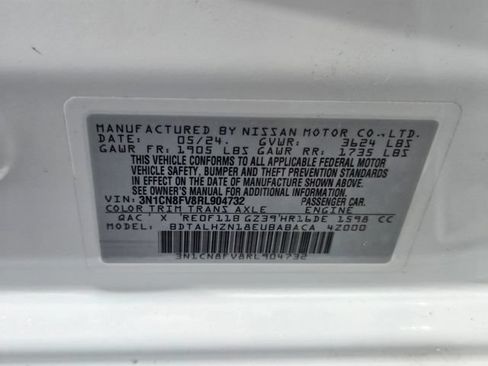 Used 2024 Nissan Versa SR FWD image 22
