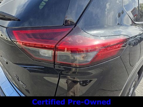 Used 2024 Nissan Rogue SL w/ SL Premium Package image 38