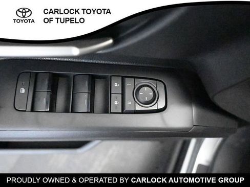 Used 2025 Toyota Tacoma TRD Off-Road w/ TRD Off Road Premium Package AWD/4WD image 25