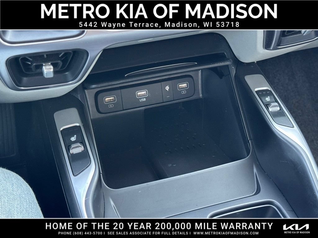 Used 2023 Kia Sorento EX AWD/4WD image 25