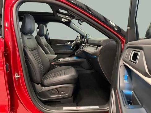 New 2026 Ford Explorer ST-Line w/ ST-Line Street Pack image 29