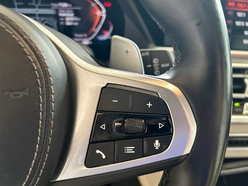 Used 2022 BMW X5 sDrive40i w/ M Sport Package RWD image 48