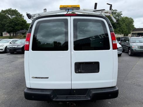 Used 2021 Chevrolet Express 3500 Extended w/ Driver Convenience Package RWD image 6