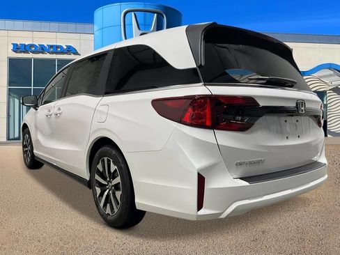 New 2026 Honda Odyssey EX-L image 3