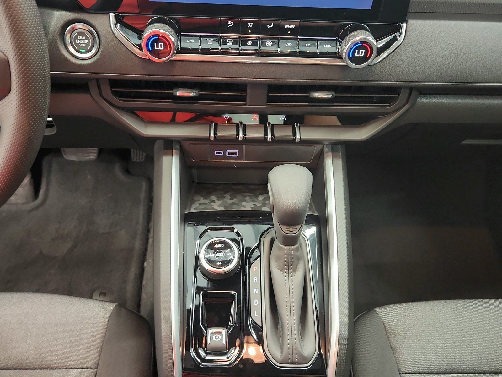 New 2026 Chevrolet Colorado Trail Boss AWD/4WD image 32