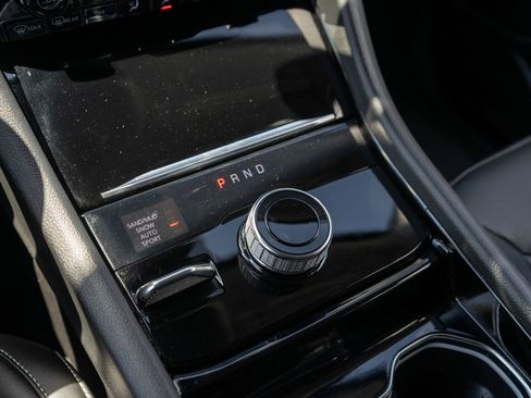 Used 2022 Jeep Grand Cherokee Limited AWD/4WD image 21