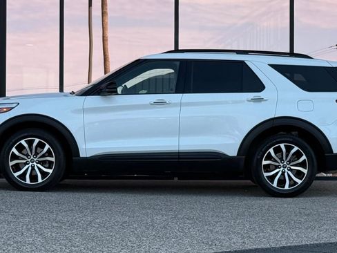 Used 2020 Ford Explorer ST w/ Premium Technology Package AWD/4WD image 5