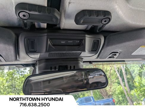 Used 2026 Jeep Gladiator Mojave AWD/4WD image 23