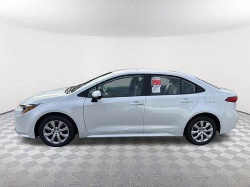 New 2026 Toyota Corolla LE image 4