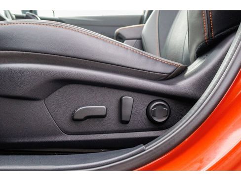 Used 2024 Subaru Crosstrek 2.5i Limited AWD/4WD image 16