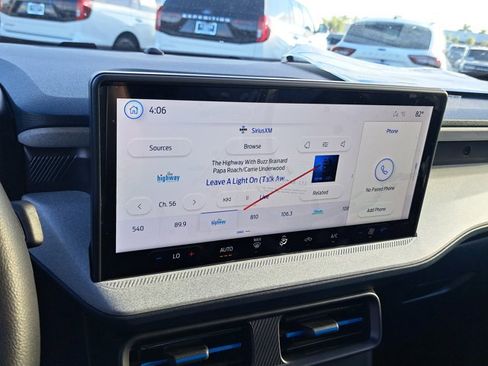 New 2025 Ford Maverick XLT image 29