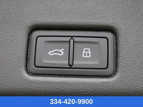 New 2025 Audi Q5 Premium image 30