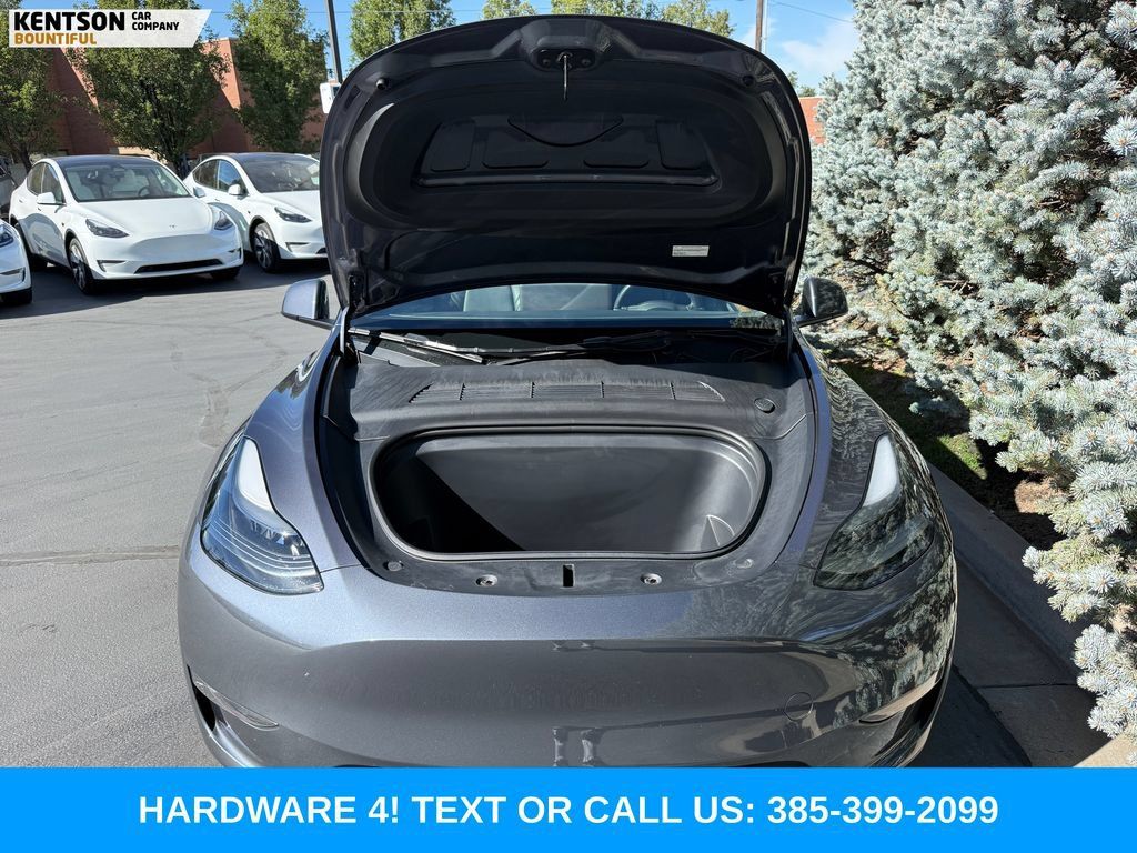 Used 2023 Tesla Model Y Long Range AWD/4WD image 33