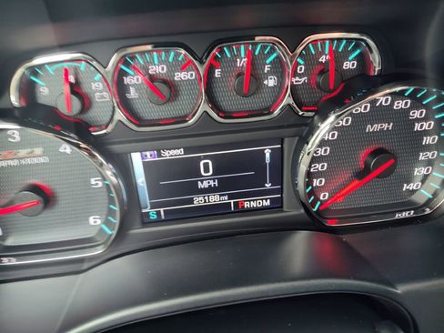 Used 2016 Chevrolet Silverado 1500 LT w/ Midnight Edition image 34