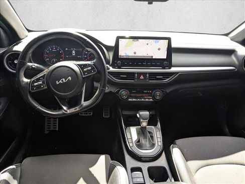 Used 2022 Kia Forte GT-Line w/ GT-Line Premium Package FWD image 16
