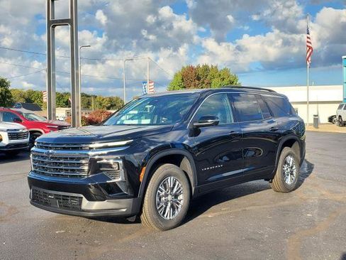 New 2026 Chevrolet Traverse LT w/ Driver Confidence Package image 4