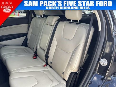 Used 2022 Ford Edge Titanium w/ Equipment Group 301A AWD/4WD image 32