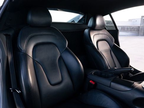 Used 2011 Audi R8 V10 image 13