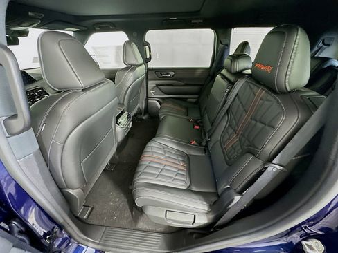 New 2025 Nissan Armada PRO-4X w/ Pro-4X Premium Package image 33