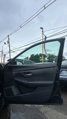 Used 2023 Nissan Sentra SV FWD image 22