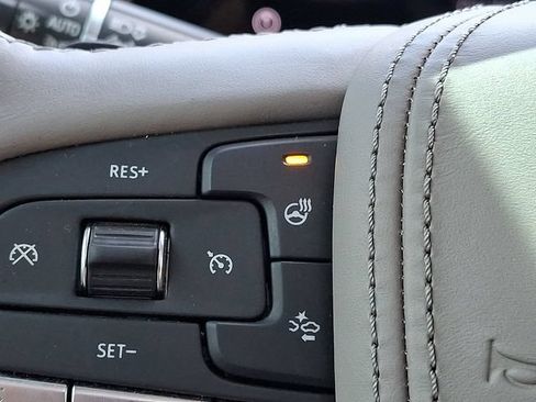 Used 2021 Cadillac Escalade Sport Platinum AWD/4WD image 28
