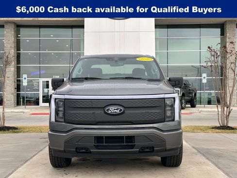 New 2025 Ford F150 Lightning XLT image 25