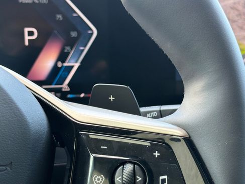 Used 2025 BMW X3 xDrive30i w/ Premium Package image 38