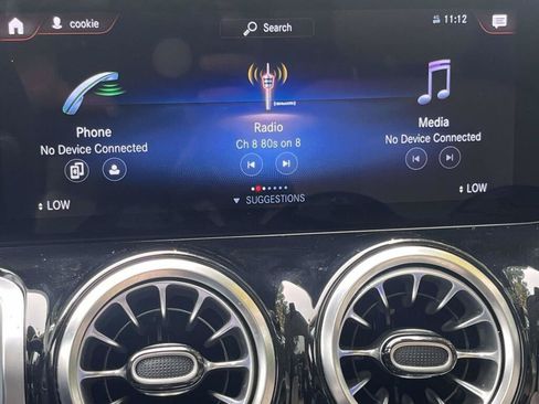 Used 2023 Mercedes-Benz GLB 250 4MATIC image 23