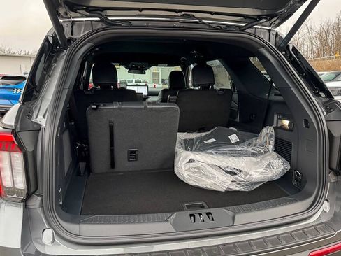 New 2026 Ford Explorer ST-Line AWD/4WD image 19