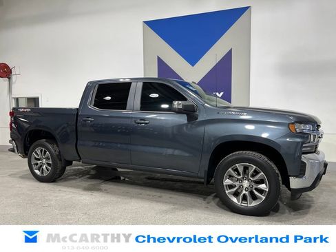 Used 2021 Chevrolet Silverado 1500 LT image 3