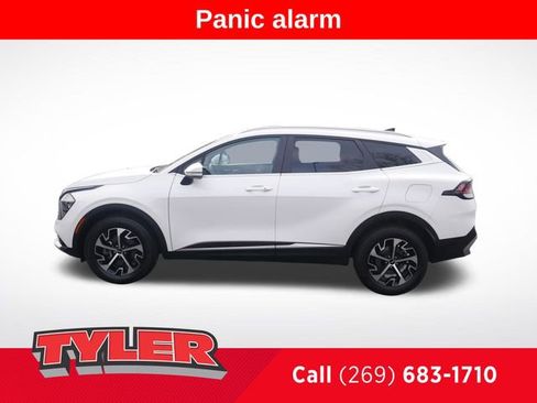 Used 2023 Kia Sportage EX image 4