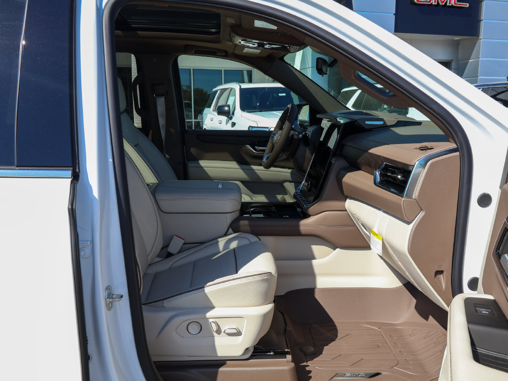 New 2026 GMC Yukon Denali w/ Advanced Technology Package AWD/4WD image 41