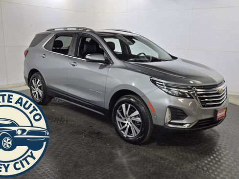 Used 2024 Chevrolet Equinox Premier image 1