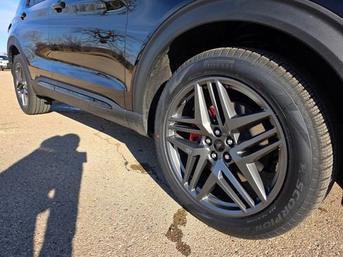 New 2026 Ford Explorer ST w/ Sun And Sound Package image 48