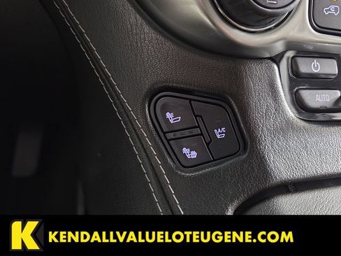 Used 2015 Chevrolet Tahoe LTZ AWD/4WD image 16