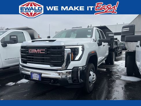New 2025 GMC Sierra 3500 Pro w/ Convenience Package image 1