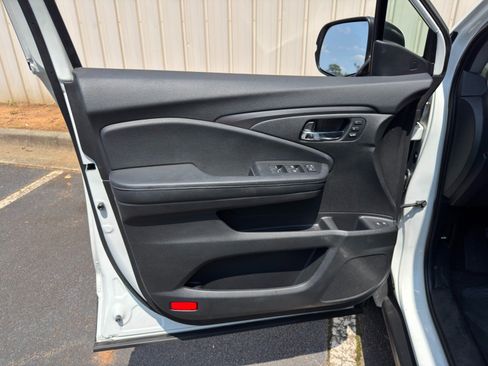 Used 2022 Honda Pilot EX-L image 42