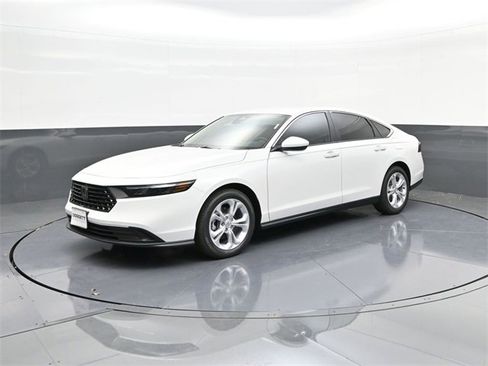 New 2025 Honda Accord LX image 26