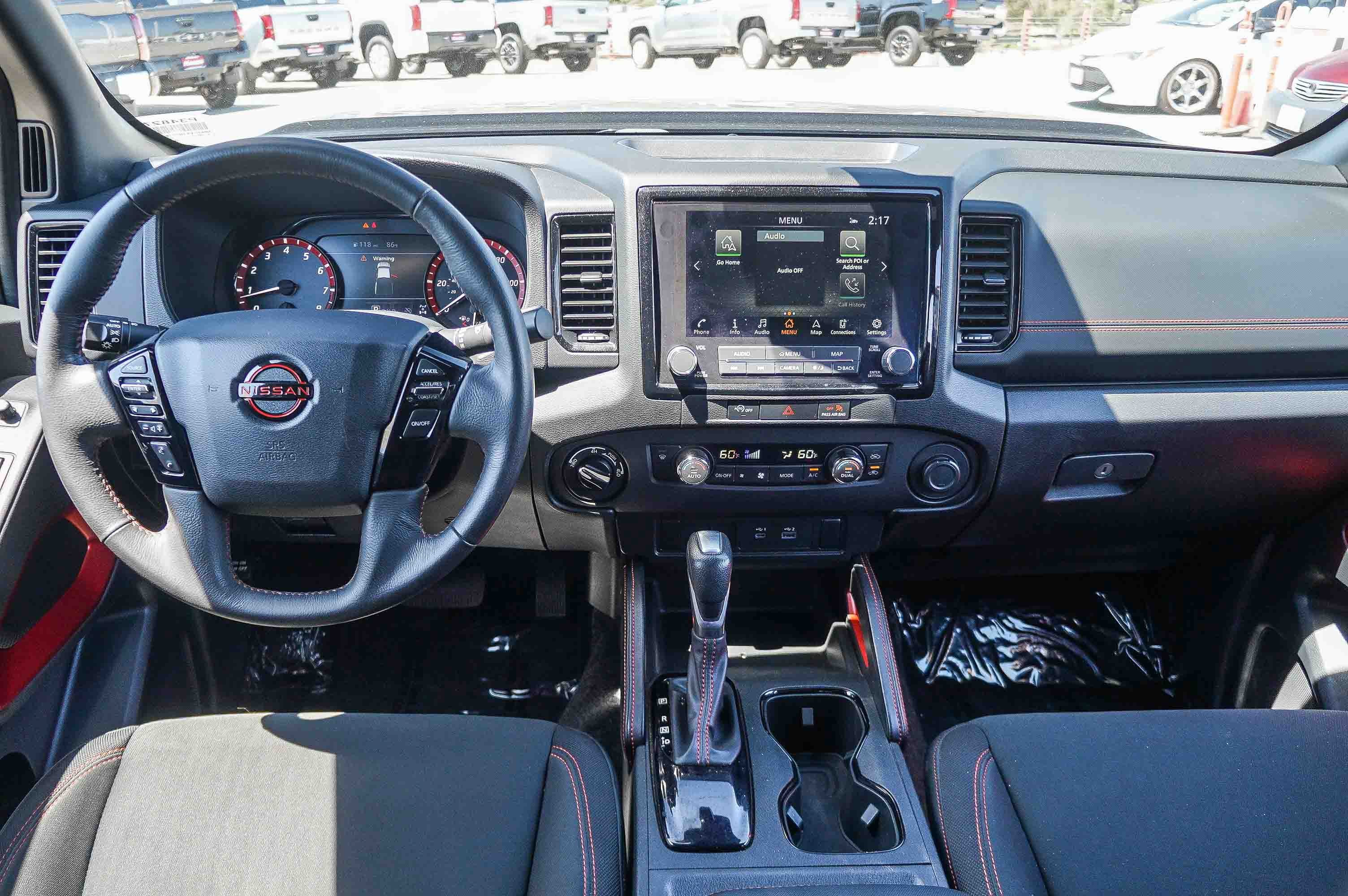Used 2024 Nissan Frontier PRO-4X AWD/4WD image 14
