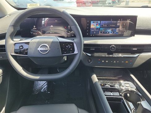 New 2025 Nissan Murano SV image 4