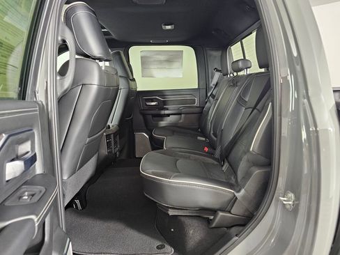 New 2026 RAM 2500 Laramie AWD/4WD image 35