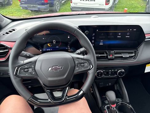 New 2026 Chevrolet TrailBlazer RS w/ Convenience Package AWD/4WD image 10