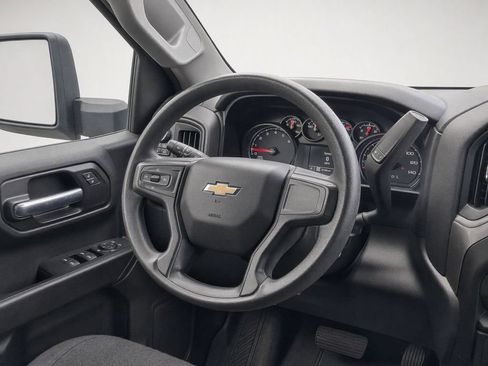 Used 2019 Chevrolet Silverado 1500 Custom w/ Custom Max Trailering Package AWD/4WD image 33