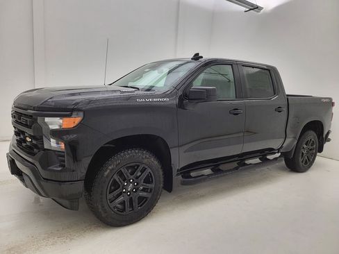 New 2025 Chevrolet Silverado 1500 Custom image 17