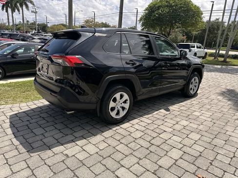 Used 2024 Toyota RAV4 LE FWD image 37