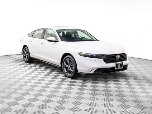 New 2026 Honda Accord EX-L image 8