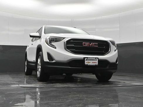 Used 2019 GMC Terrain SLE w/ Driver Convenience Package AWD/4WD image 19